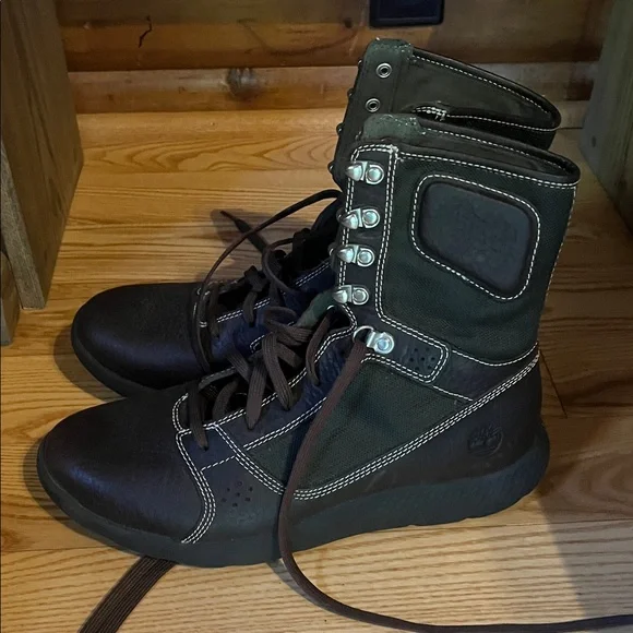 Timberland Limited Edition Boot - Picture 8 of 8